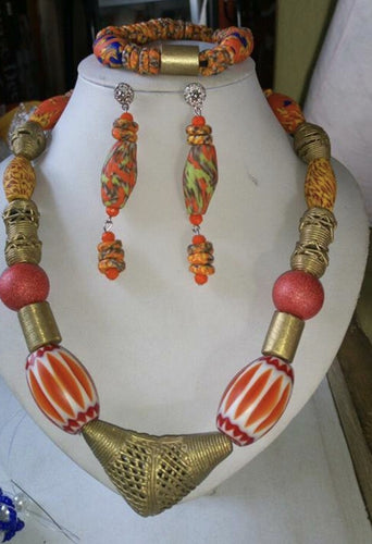 Green and Red Goddess Set